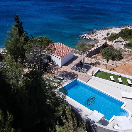Villa Mendes Zastražišće Exteriér fotografie