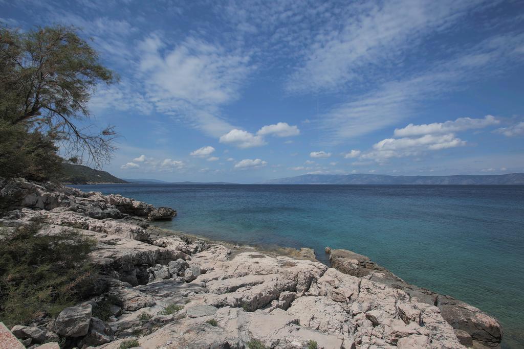 Villa Mendes Zastražišće Exteriér fotografie