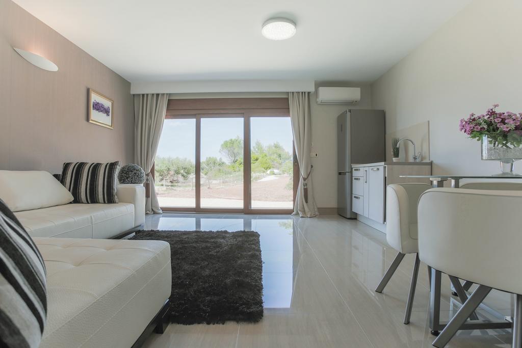 Villa Mendes Zastražišće Exteriér fotografie