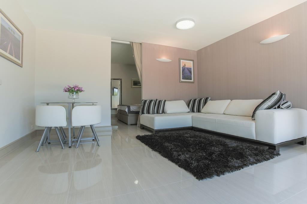 Villa Mendes Zastražišće Exteriér fotografie